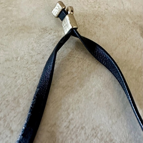 Chico’s Ellen Single Strand Necklace - Picture 6 of 6